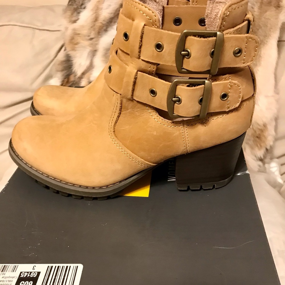 Caterpillar women’s CAT boots Tora size 6.5 NICE!
